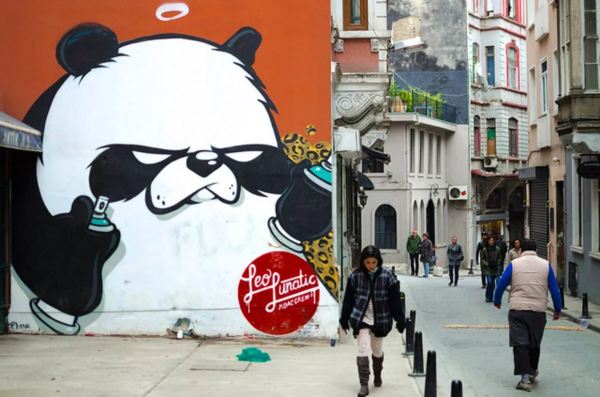 HerYaşta  | İstanbul'da Sokak Sanatının Dikkat Çeken Örnekleri